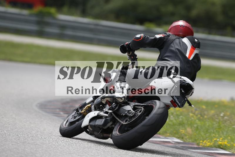 /37 28.07.2025 Dunlop Ride und Test Day ADR/Einsteiger gruen/40